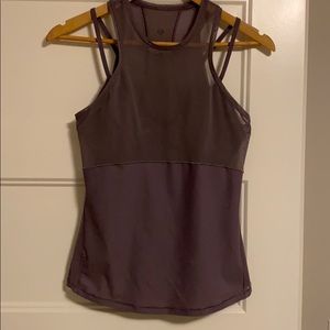 Lululemon size 4 top